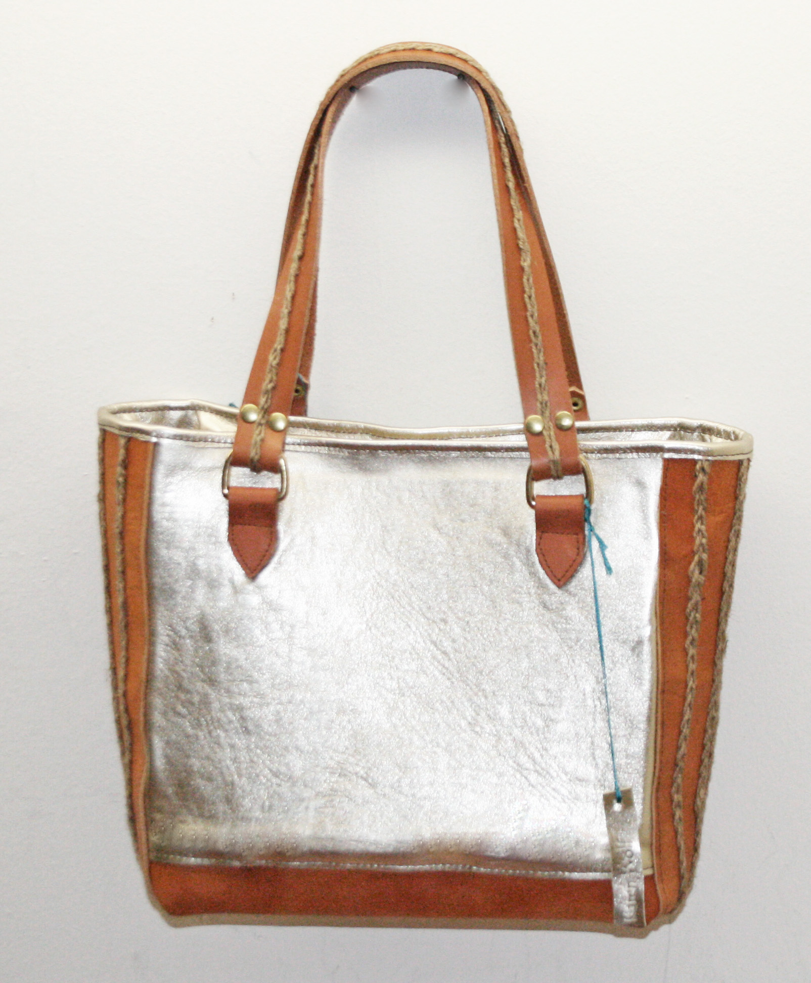 Tasche von Nadel, Karen Wolf