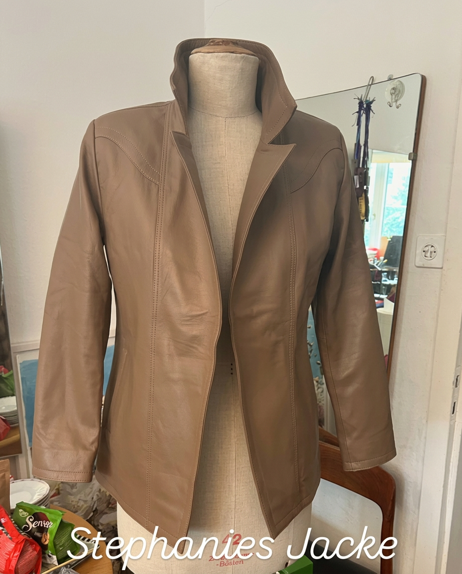 Lederjacke von Nadel, Karen Wolf