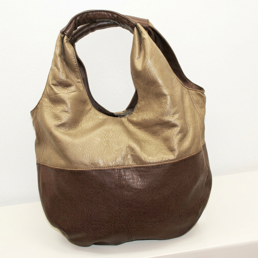 Tasche von Nadel, Karen Wolf