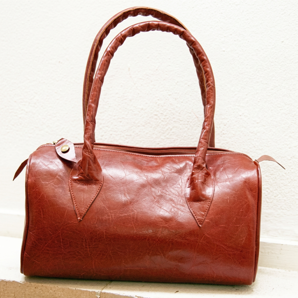 Tasche von Nadel, Karen Wolf